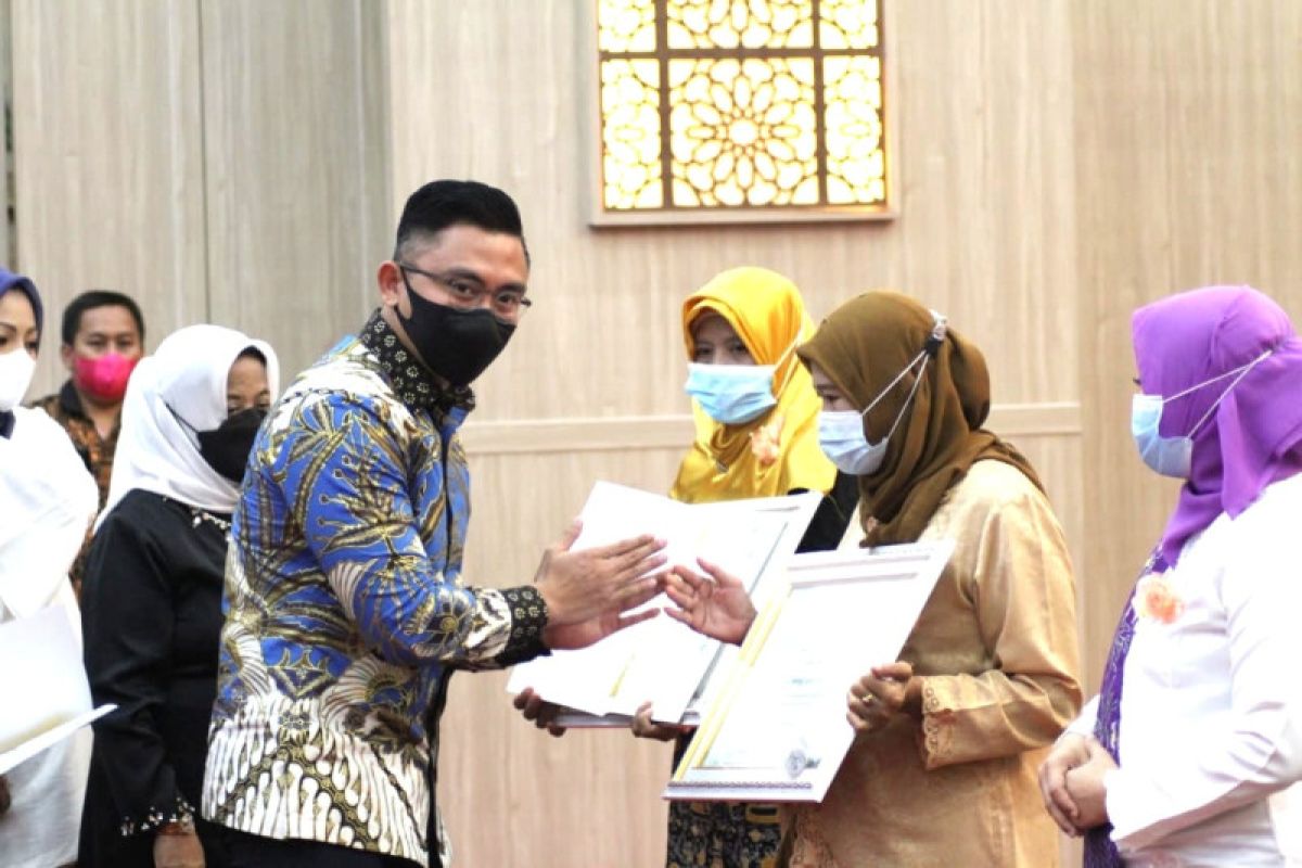 Wagub Banten apresiasi  tenaga kesehatan perempuan tangani pandemi