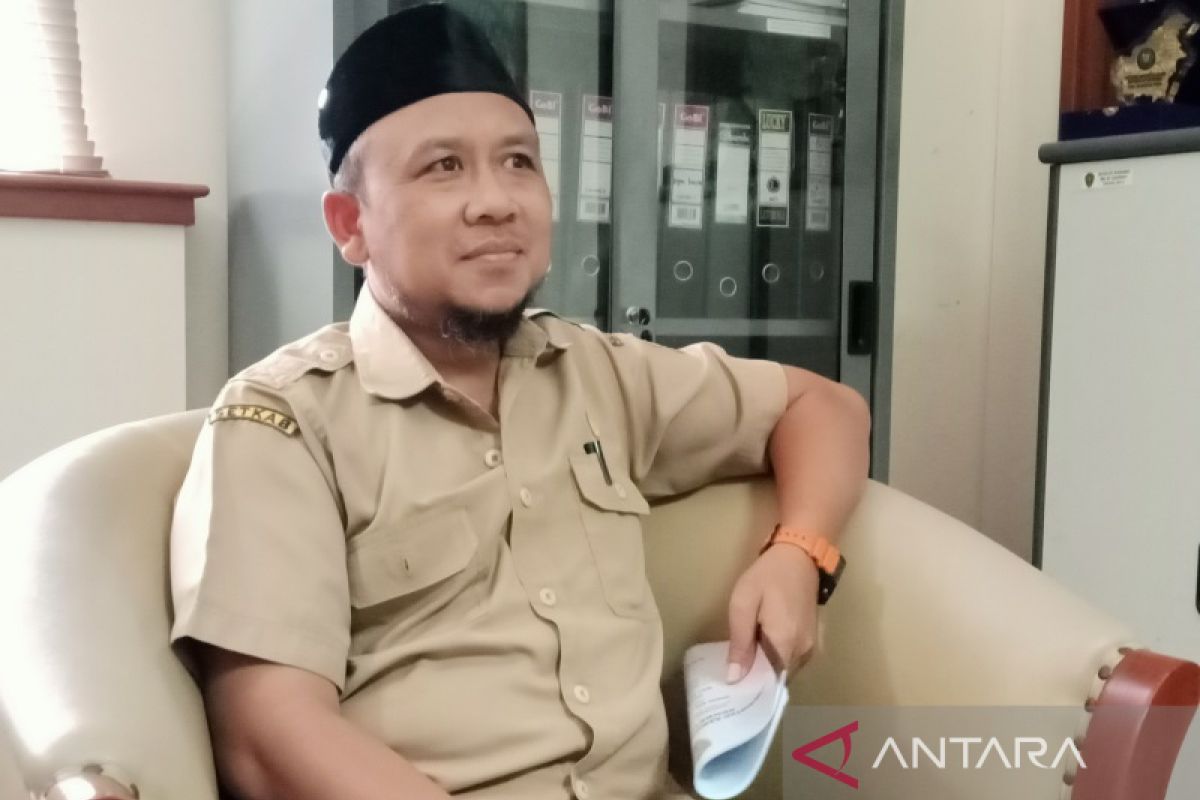 Pemerintah Kabupaten Penajam salurkan beasiswa kepada 450 pelajar dan mahasiswa