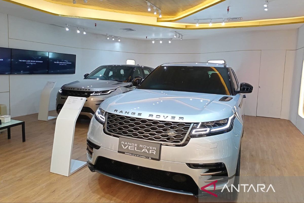 Land Rover hadirkan pop-up  display di Pondok Indah Mall 3