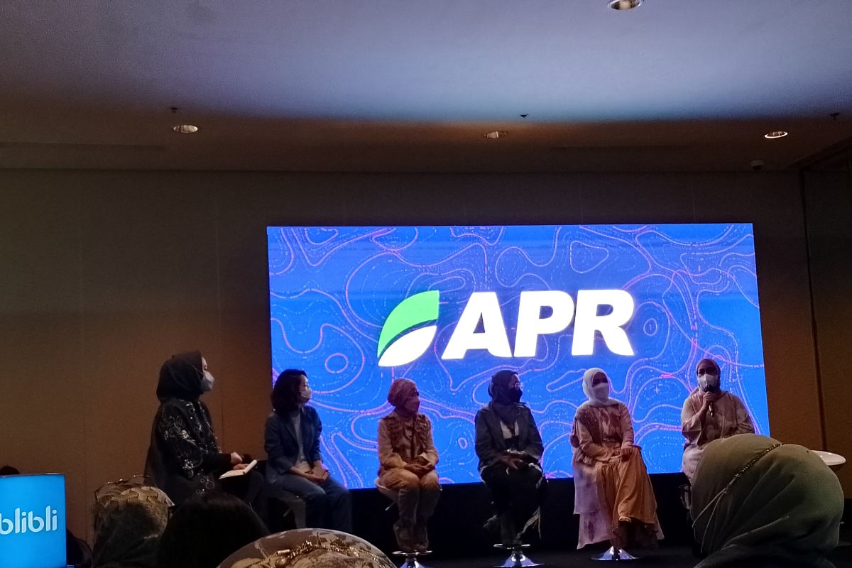 Ini alasan para desainer kerjasama dengan APR