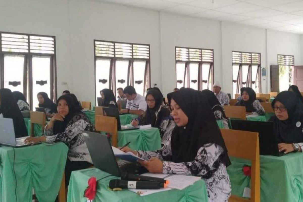 SMKN 1 Lubuk Barumun gelar workshop peningkatan mutu guru