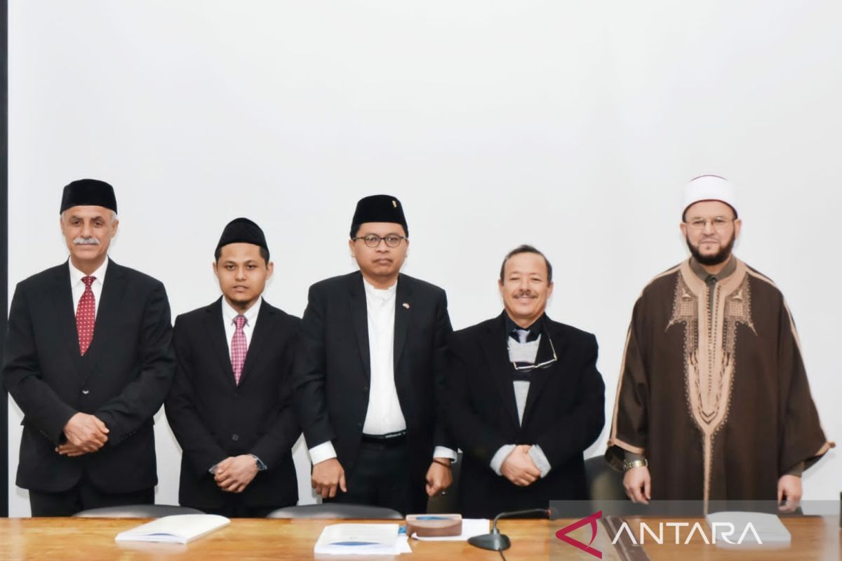 Dubes RI hadiri ujian tesis mahasiswa Indonesia di Univesitas Zaitunah