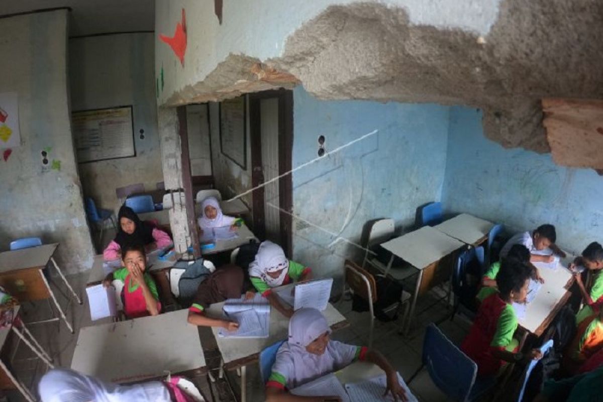 Sekolah kekurangan ruang kelas di Muaro Jambi