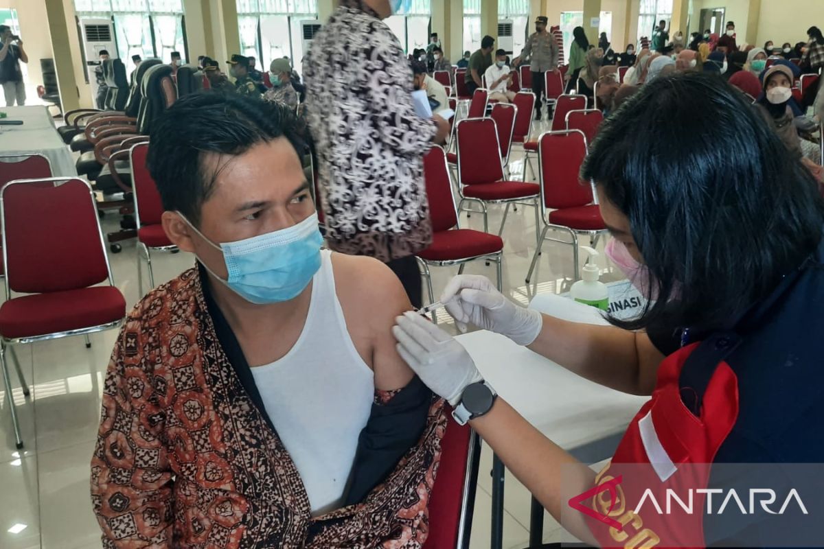 Kemenag Jambi menargetkan 15 ribu warga divaksin booster