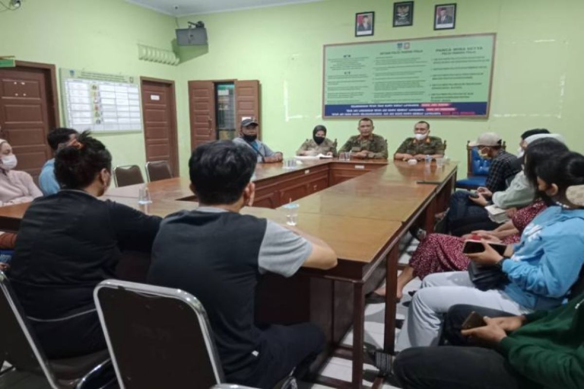 Tim gabungan jaring sebelas pasangan bukan suami isteri di Tebing Tinggi