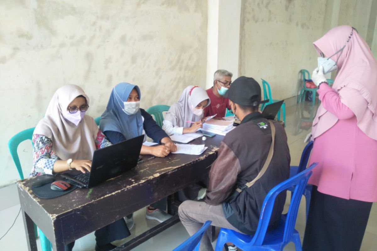 Lombok Tengah menargetkan vaksin booster 30 persen sebelum Lebaran