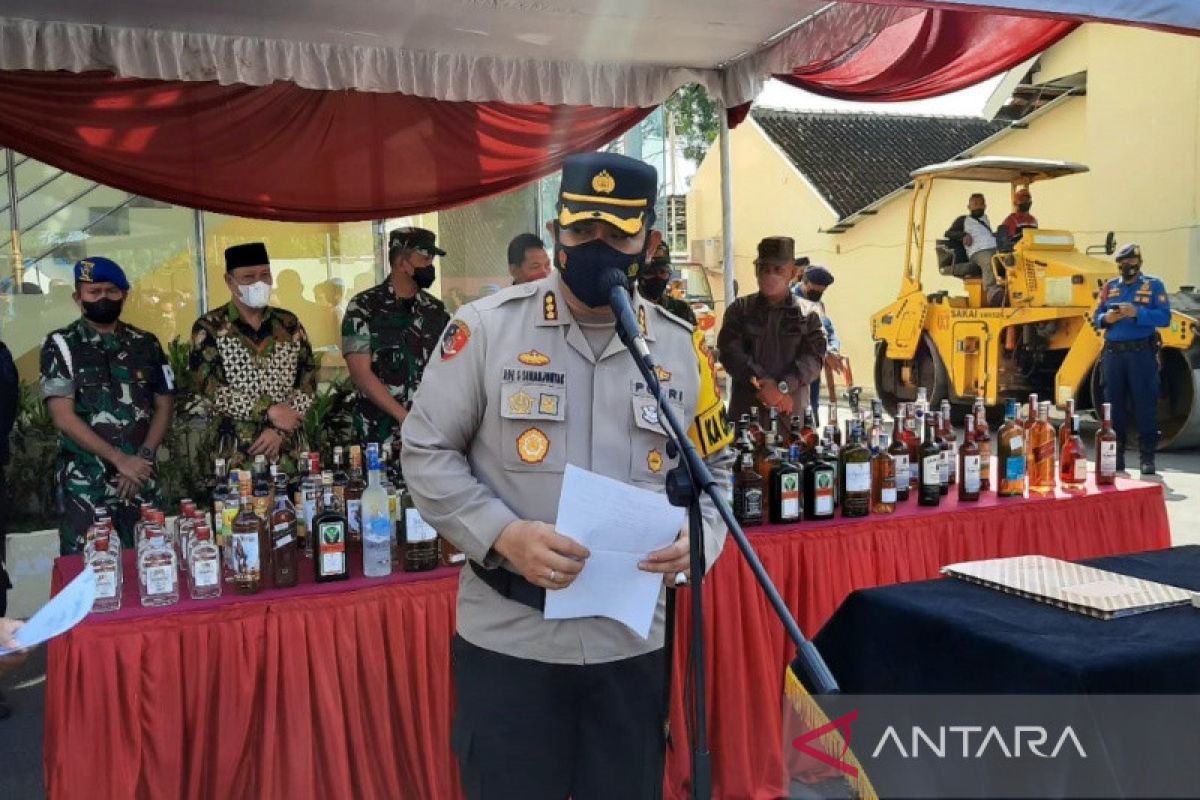 Empat tersangka kasus pemerasan ditahan  di Mapolresta Surakarta