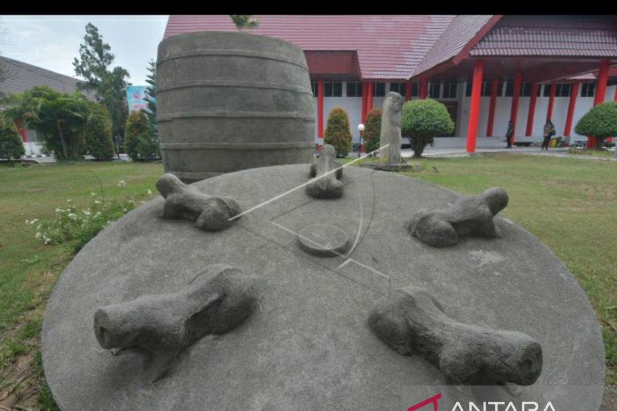 Pemprov Sulteng minta warga miliki benda bersejarah  serahkan ke museum