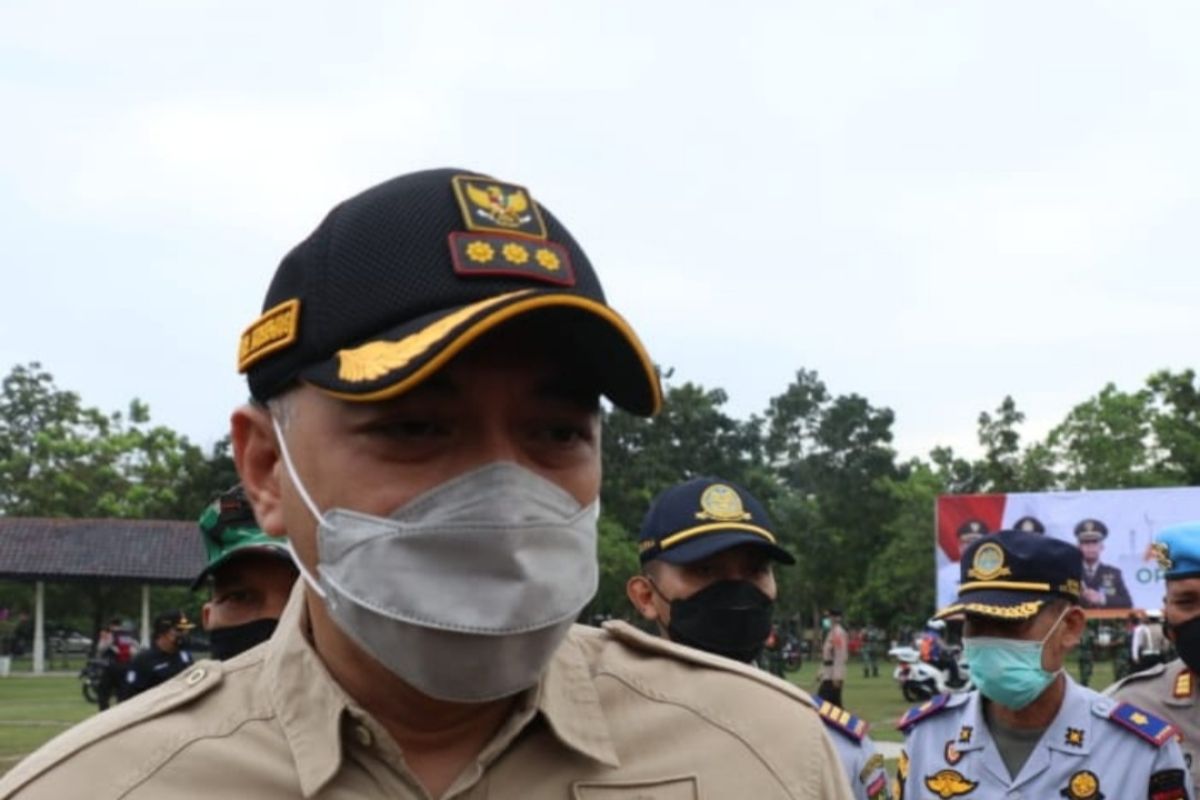 Bupati Tangerang ingatkan warga patuhi prokes ketika  mudik lebaran