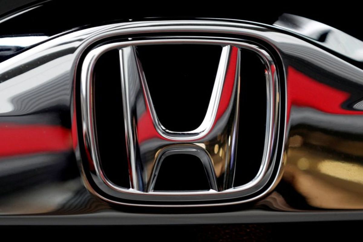Honda pangkas produksi mobil hingga 50 persen