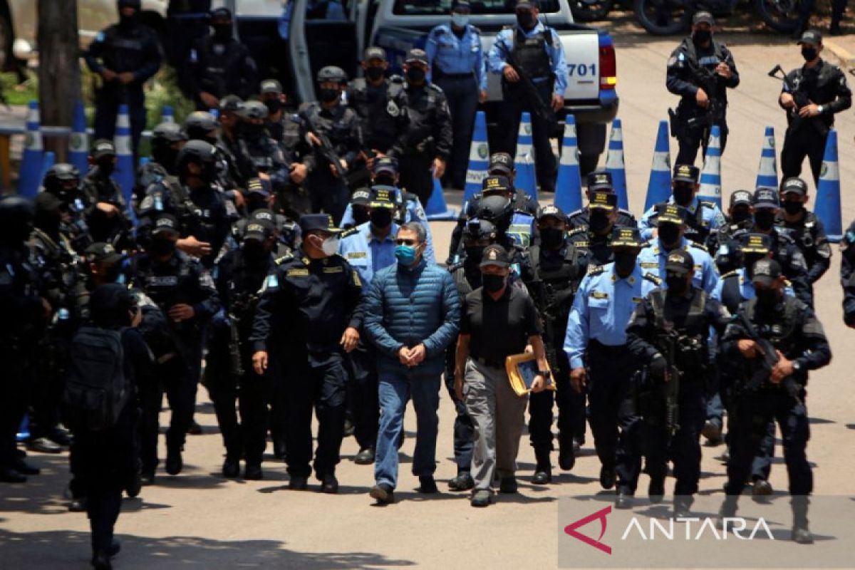 Honduras tangkap walikota penyelundup 90 ton  kokain ke AS