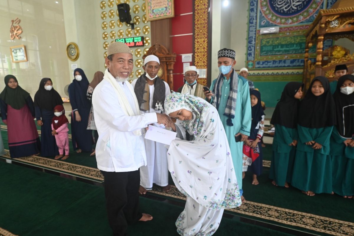 Bupati Merangin salurkan santunan buat anak yatim