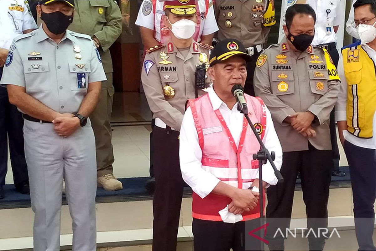 Menko PMK minta masyarakat jangan pilih mudik saat puncak arus