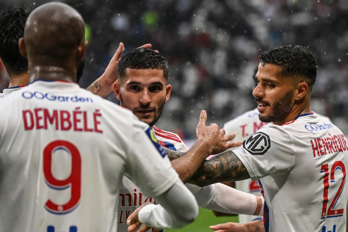 Liga Prancis: Lyon lumat Montpellier 5-2