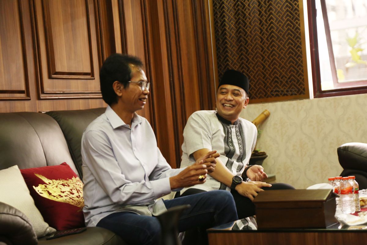 Pemkot dan DPRD Surabaya awasi penggunaan mobil dinas untuk mudik Lebaran