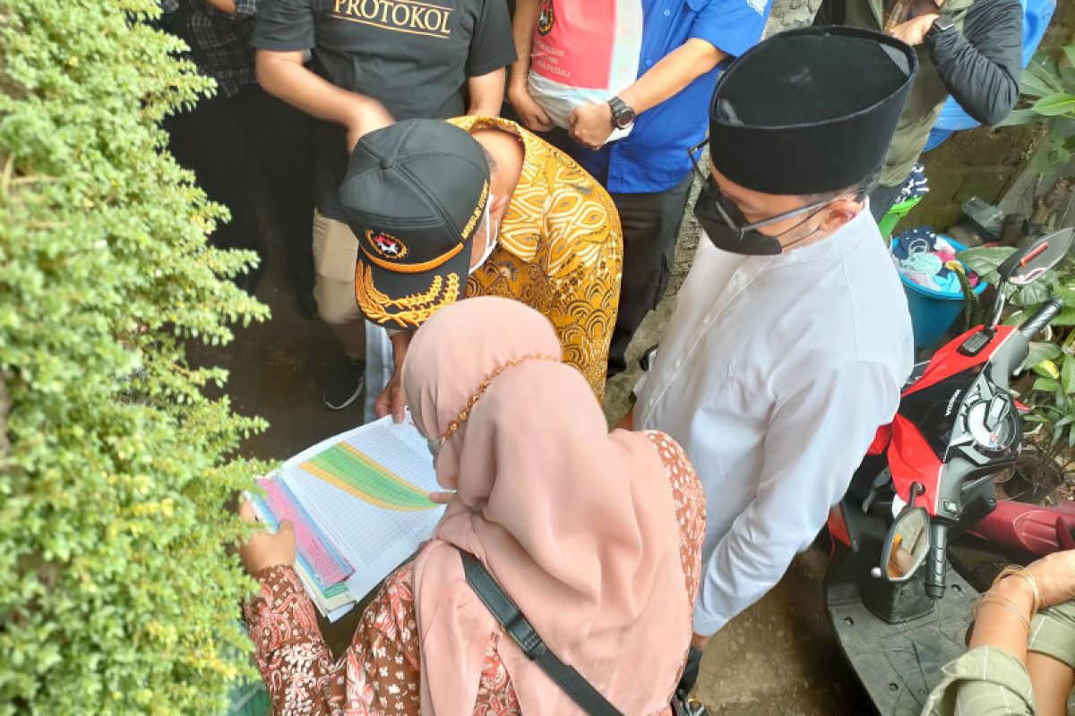 Menko PMK Muhadjir Effendy kunjungi kampung padat penduduk di Kota Bogor