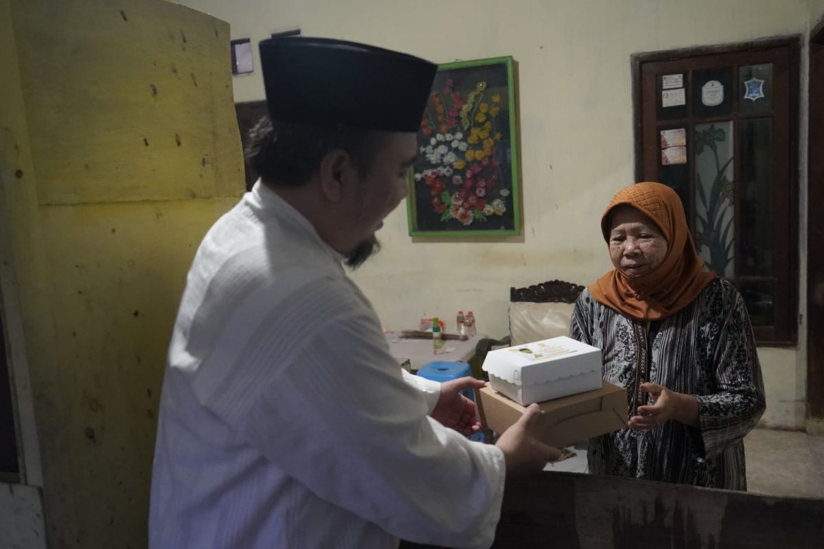 PKS Surabaya sukseskan gerakan berbagi 2 juta paket sahur dan takjil
