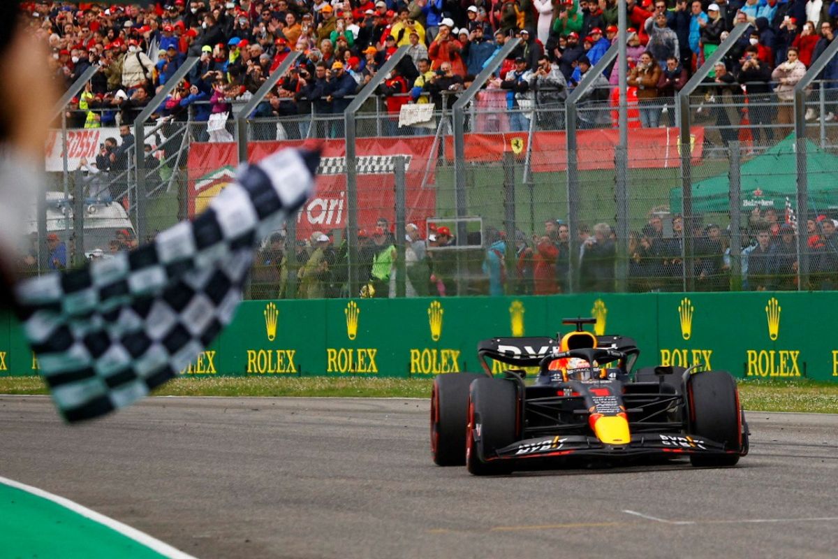 Max Verstappen dominan juara di Imola, Ferrari mimpi buruk di kandang