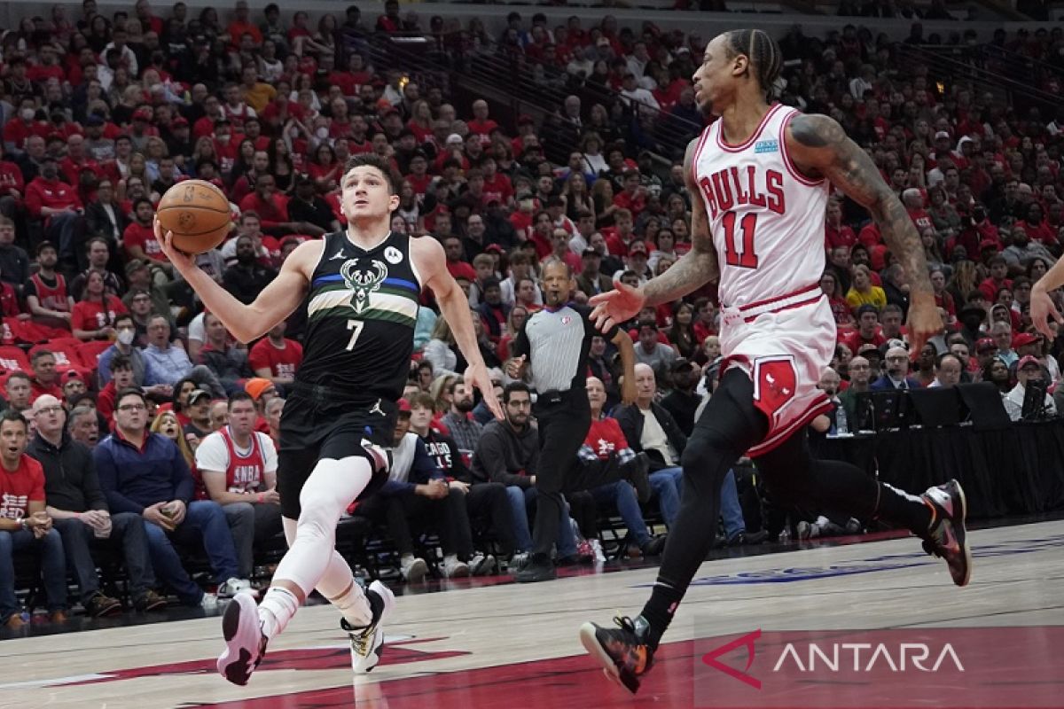 Grayson Allen antar Bucks bungkam Bulls demi perbesar keunggulan 3-1