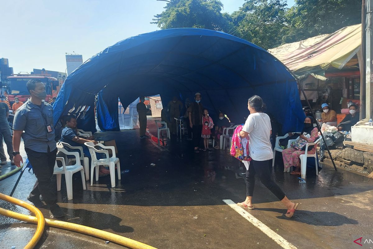 Kebakaran Pasar Gembrong, lokasi tenda pengungsian warga dipindah