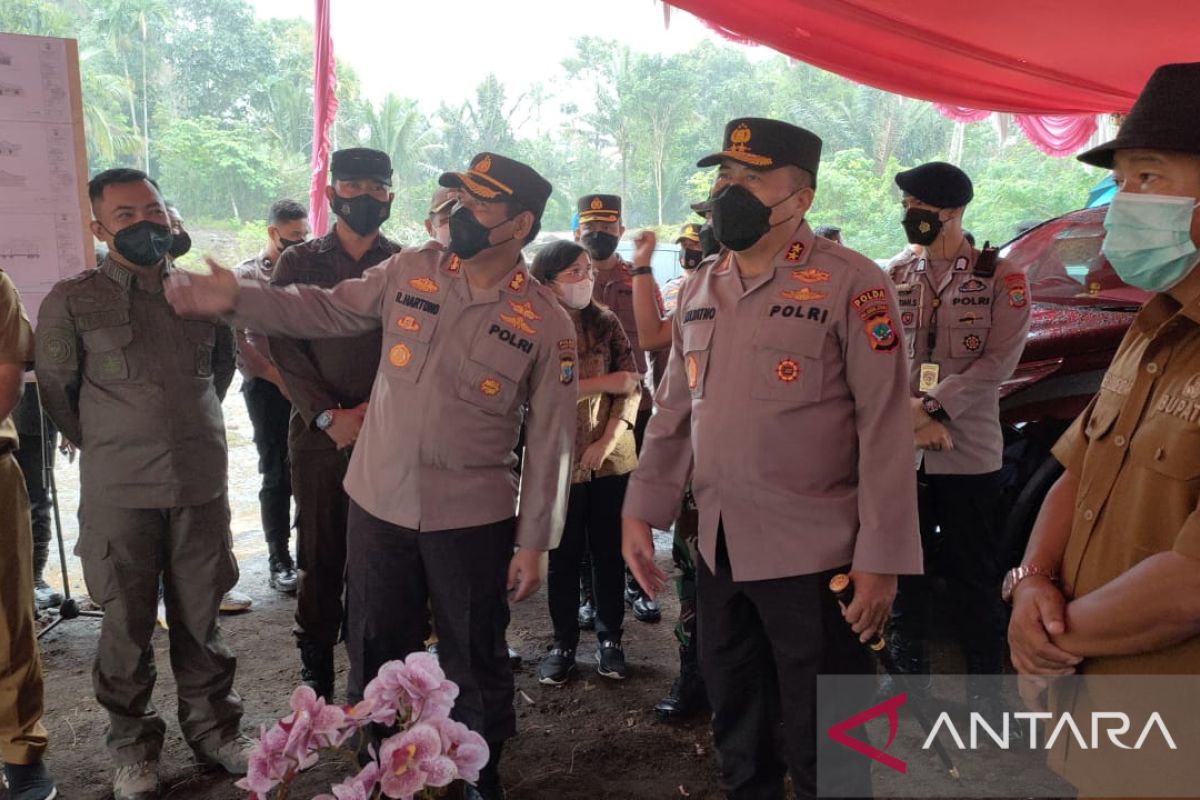 Kapolda Sulut pantau pengamanan arus mudik di Minahasa Tenggara