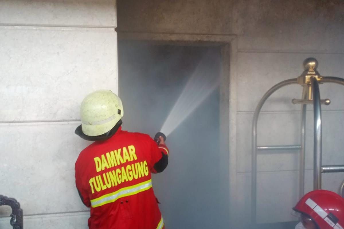 Ruang Sauna Hotel Crown Victoria Tulungagung terbakar