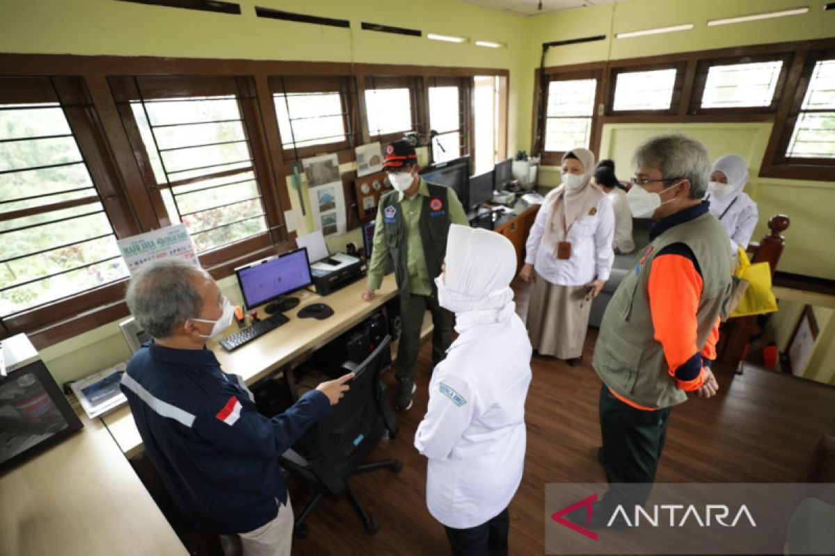 Kepala BNPB tinjau Pos Pengamatan Gunung Merapi Babadan