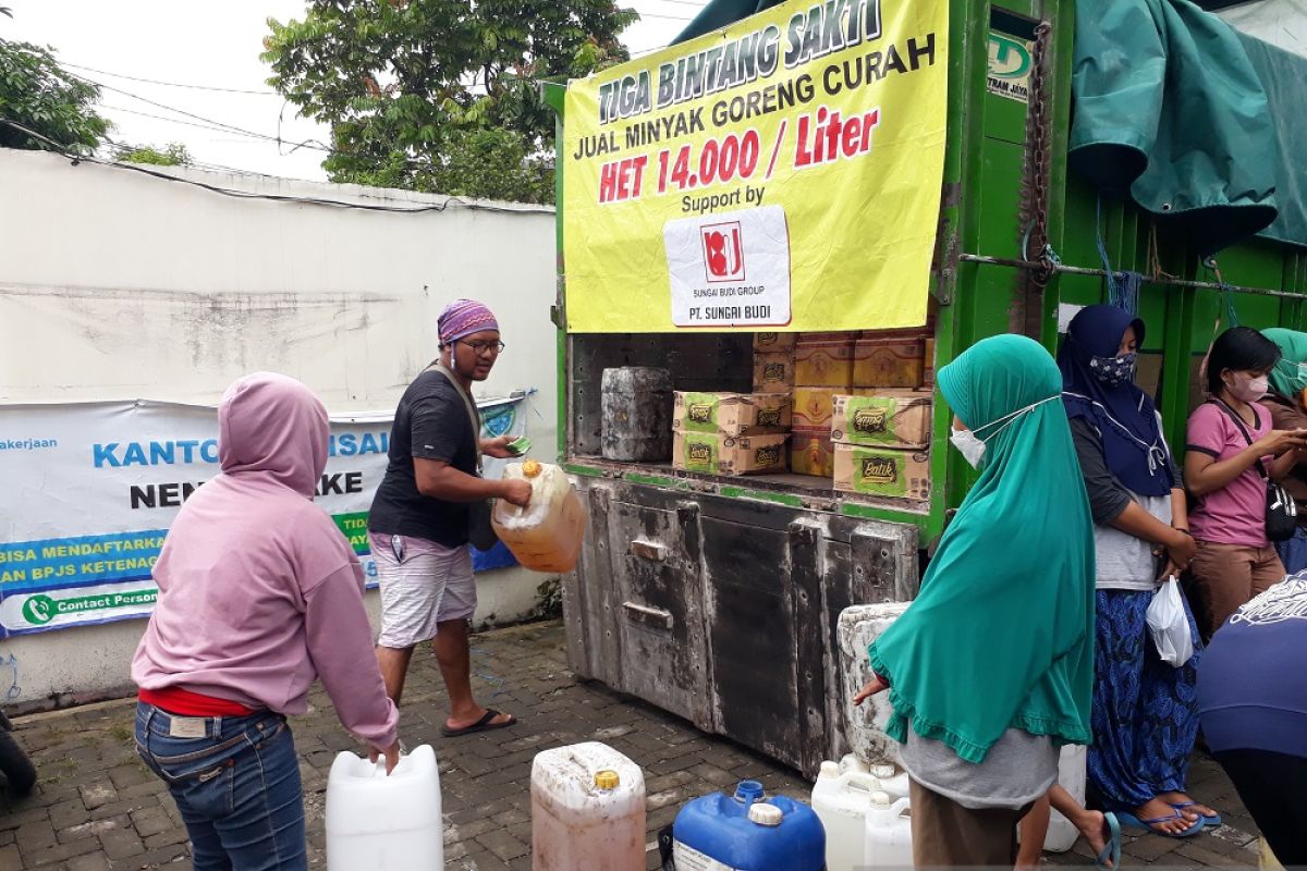 Pemkab Kediri distribusikan 4 ton minyak goreng curah untuk warga