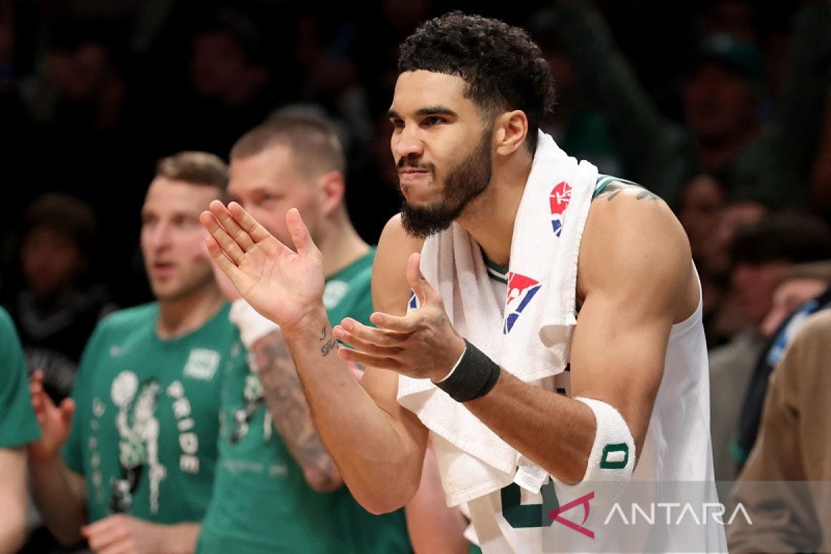 Jayson Tatum setengah tak percaya Celtics sukses sapu bersih Nets