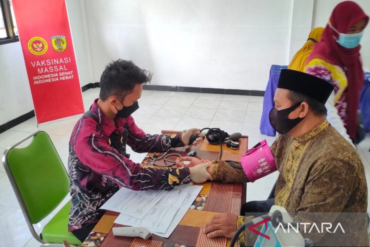 Vaksinasi malam ramadhan, BIN fasilitasi sebanyak 6400 dosis untuk warga HST