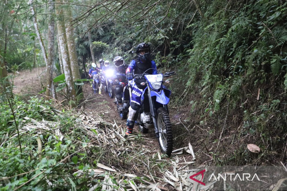 Cerita tiga biker "Ngabuburit Explore Merapi" pakai Yamaha WR 155 R