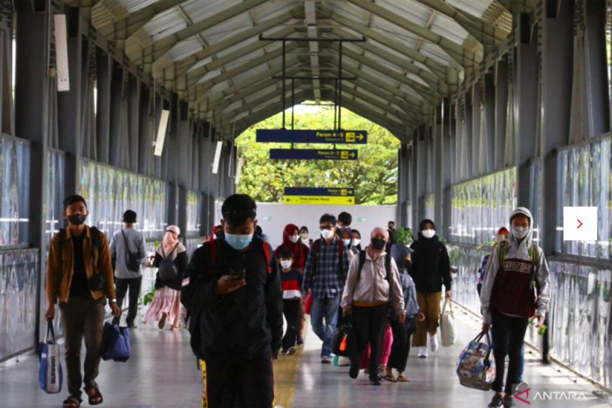 Lebih dari 4.500 pemudik turun di Stasiun Malang Kota Baru