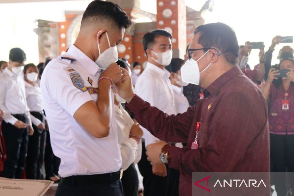 Bupati Tabanan harapkan ASN jadi Pelayan Masyarakat