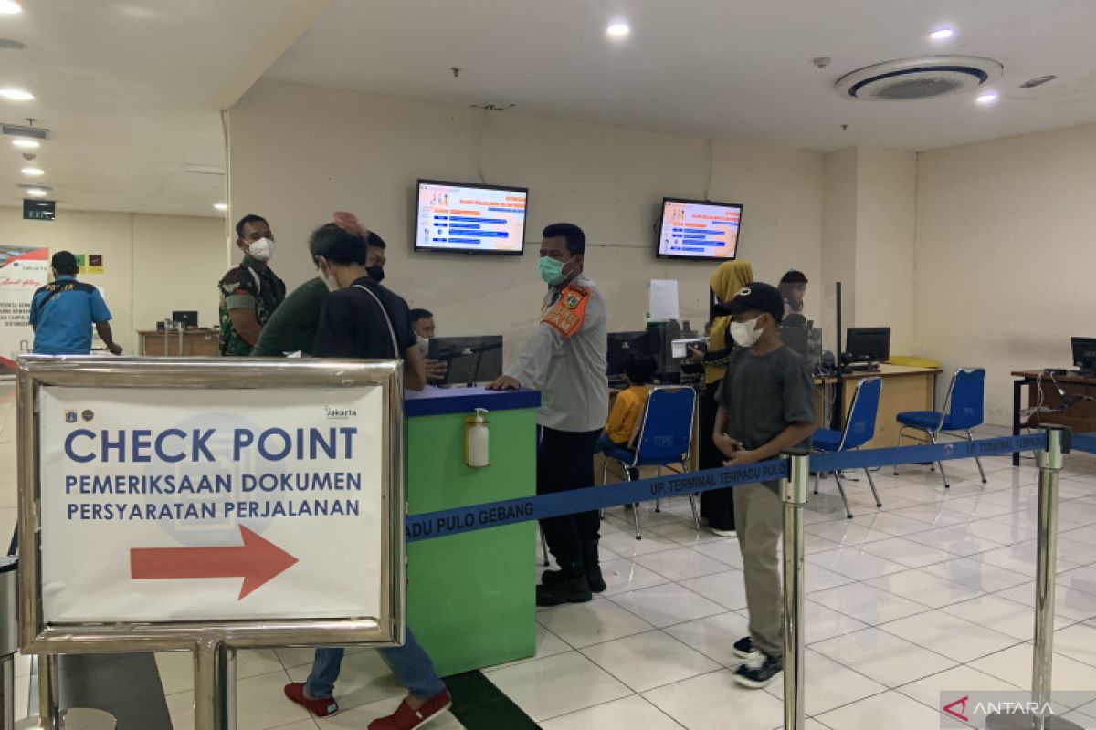 Penumpang Terminal Pulo Gebang naik 20 persen mendekati Lebaran