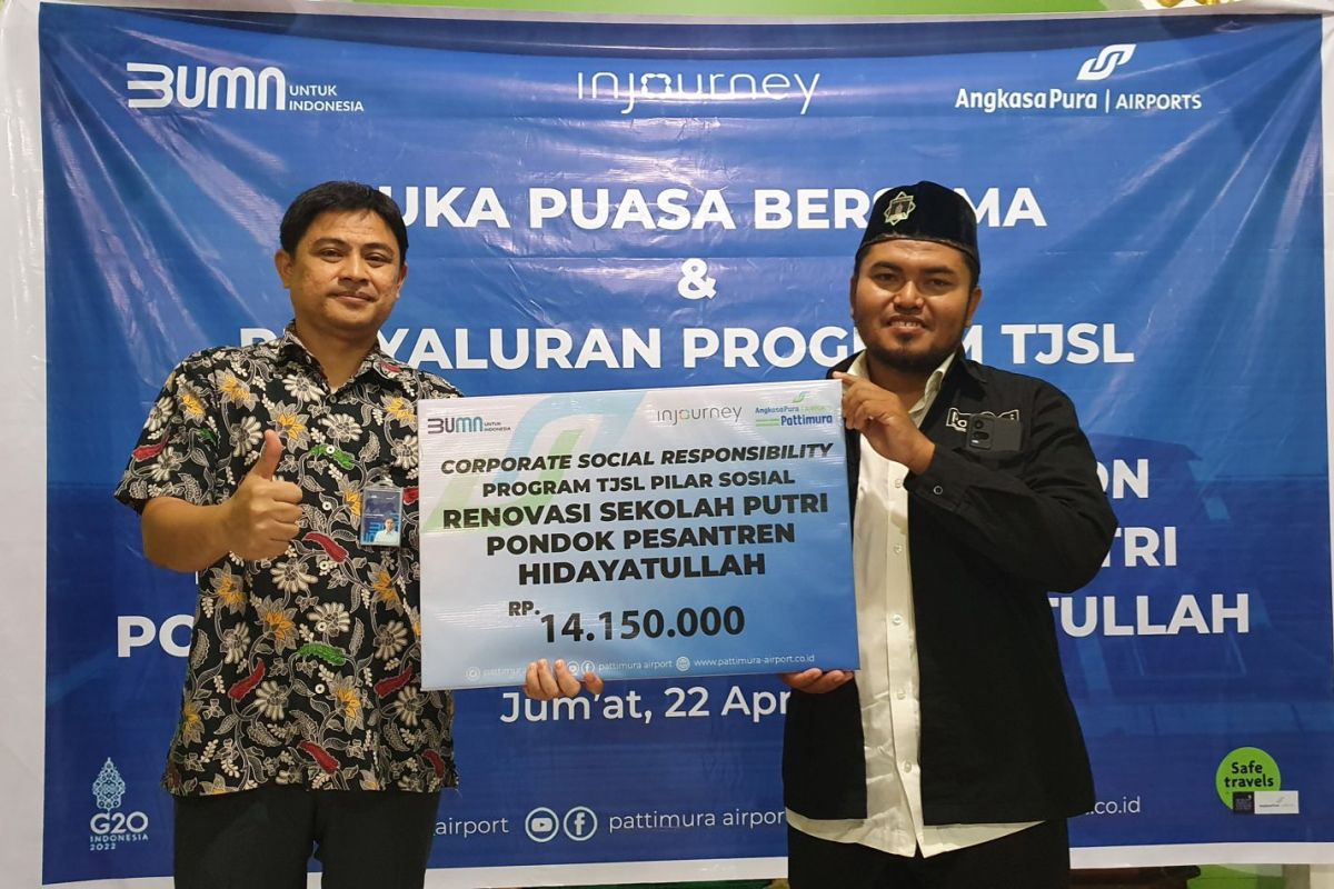 Angkasa Pura Ambon laksanakan Gerakan Bersih Ramadhan, berbagi kasih
