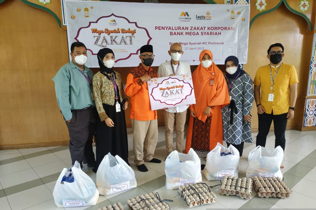 Bank Mega Syariah salurkan zakat Maal ke Lazizmu