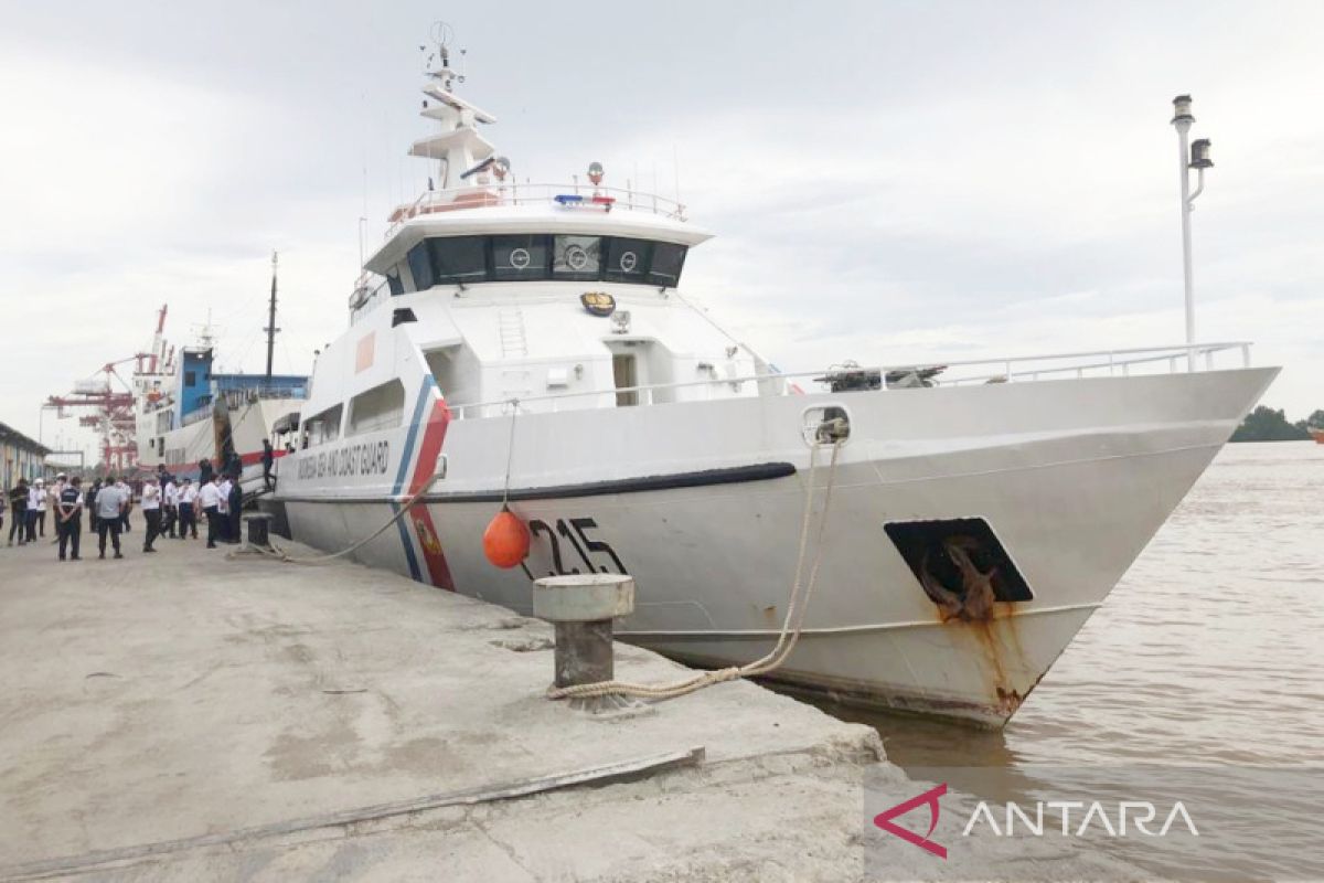 KPLP kerahkan kapal patroli Jembio amankan arus mudik perairan Kalsel