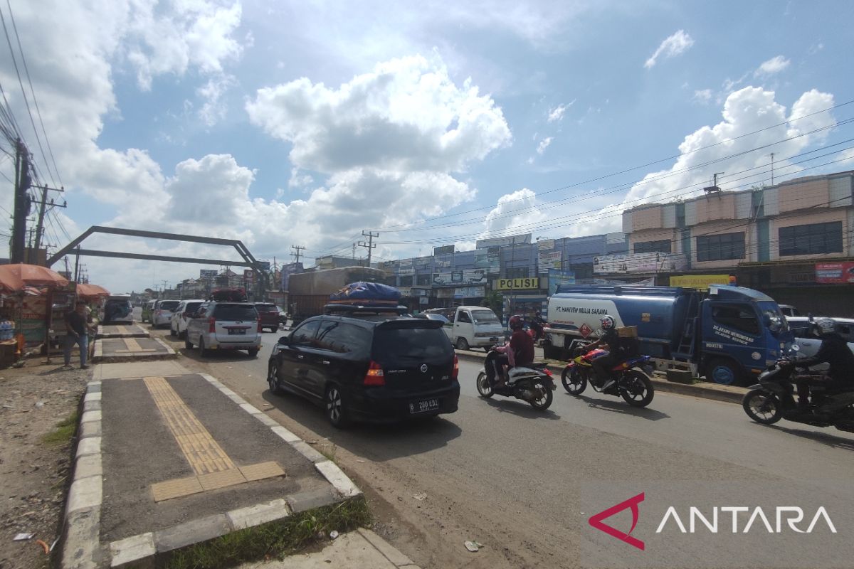 Jalintim ruas Palembang-Banyuasin ramai pemudik