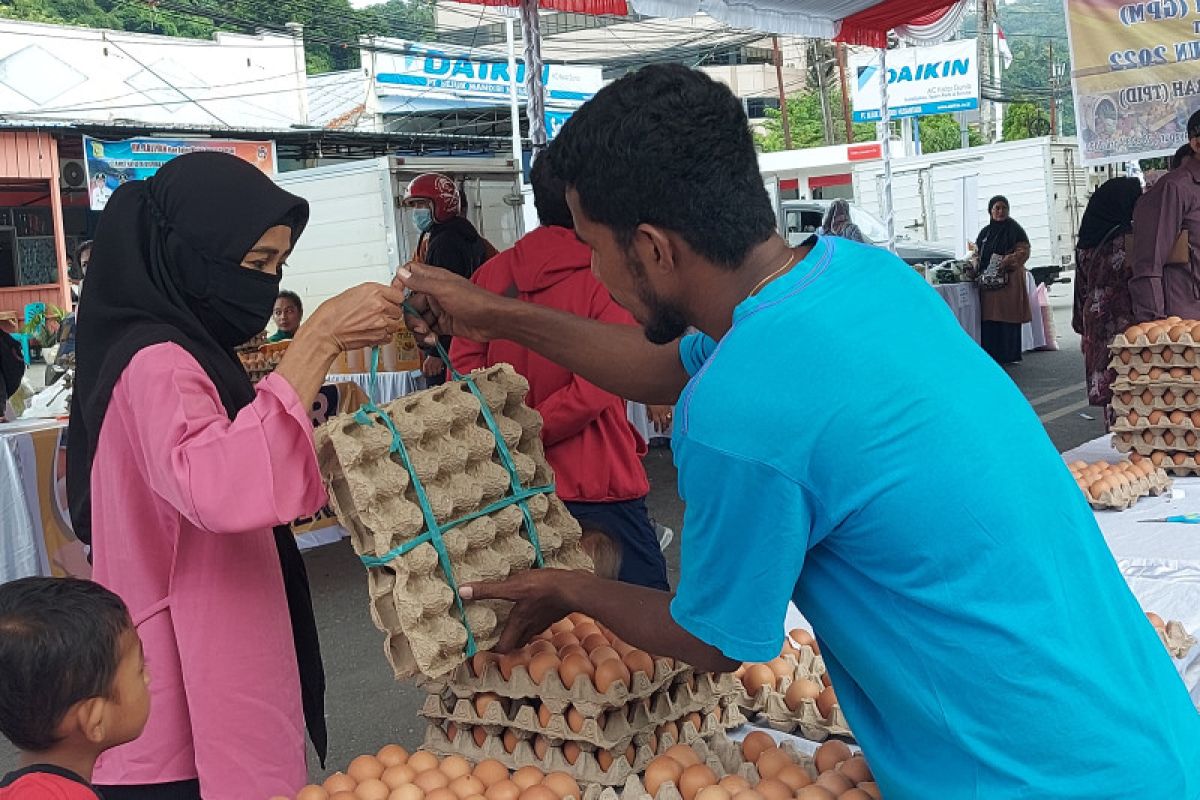 ARUS MUDIK - Pemprov Papua imbau masyarakat manfaatkan pasar murah Lebaran