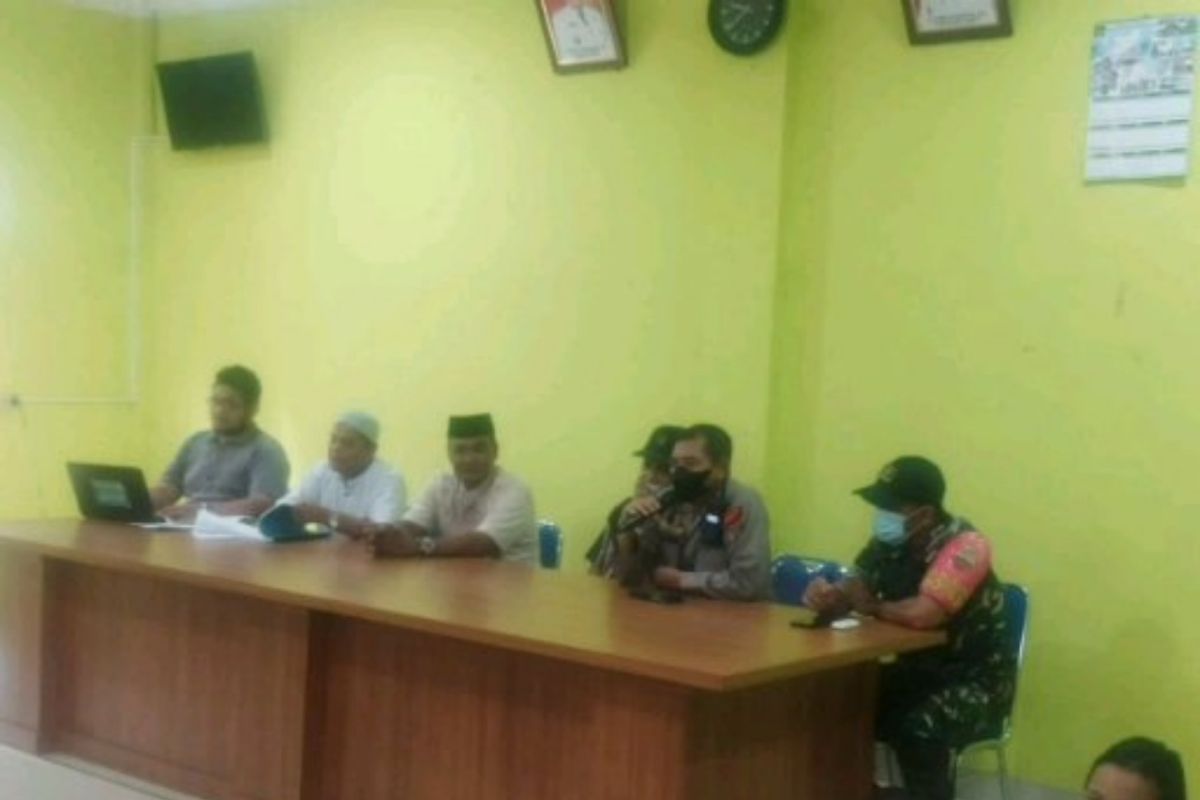100 warga pertanyakan dana desa Serapuh Asli Tanjung Pura