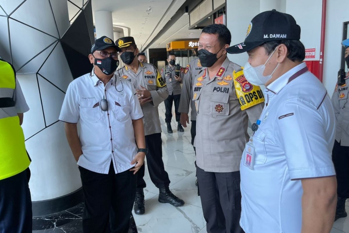 Kompolnas tinjau langsung Ops Ketupat 2022 di Polda Banten
