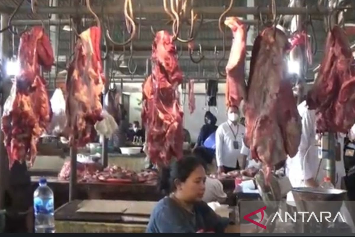 Kenaikan harga daging sapi diprediksi bisa tembus Rp130 ribu/kg