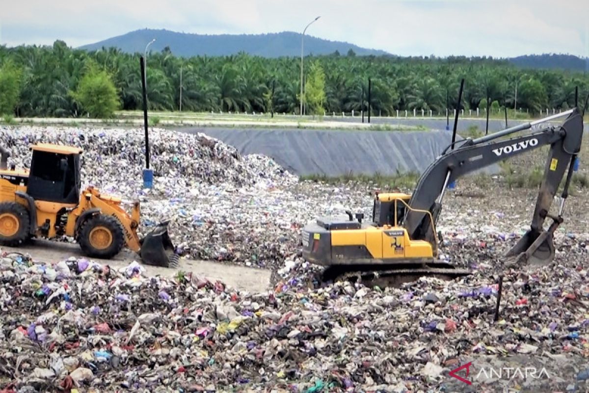 Pengelolaan TPA Sampah Di Kalsel, Mayoritas Masih Open Dumping - ANTARA ...