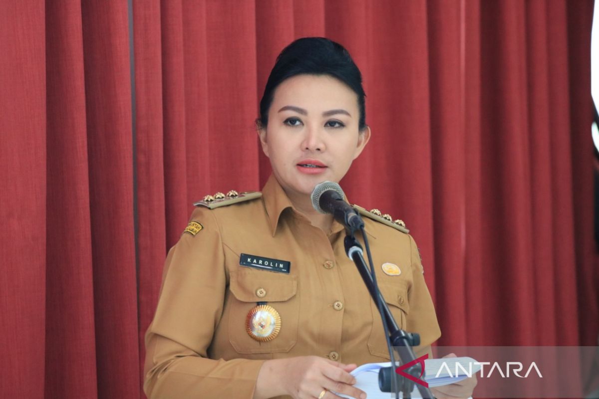 Bupati Karolin minta pemerintah pusat kendalikan harga pupuk