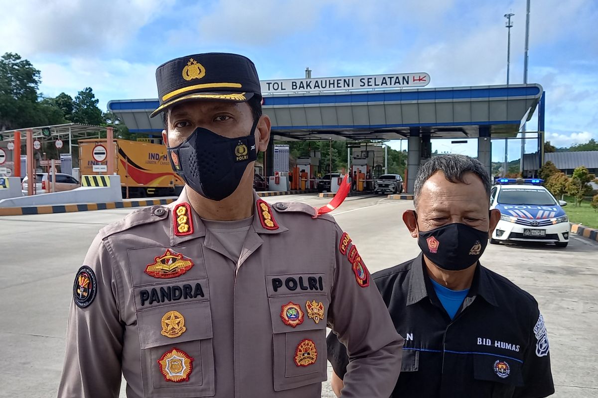 Arus kendaraan di Tol Sumatera masih normal