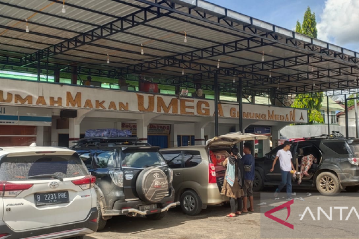 Polres Dharmasraya: arus mudik terpantau ramai lancar H-3 lebaran