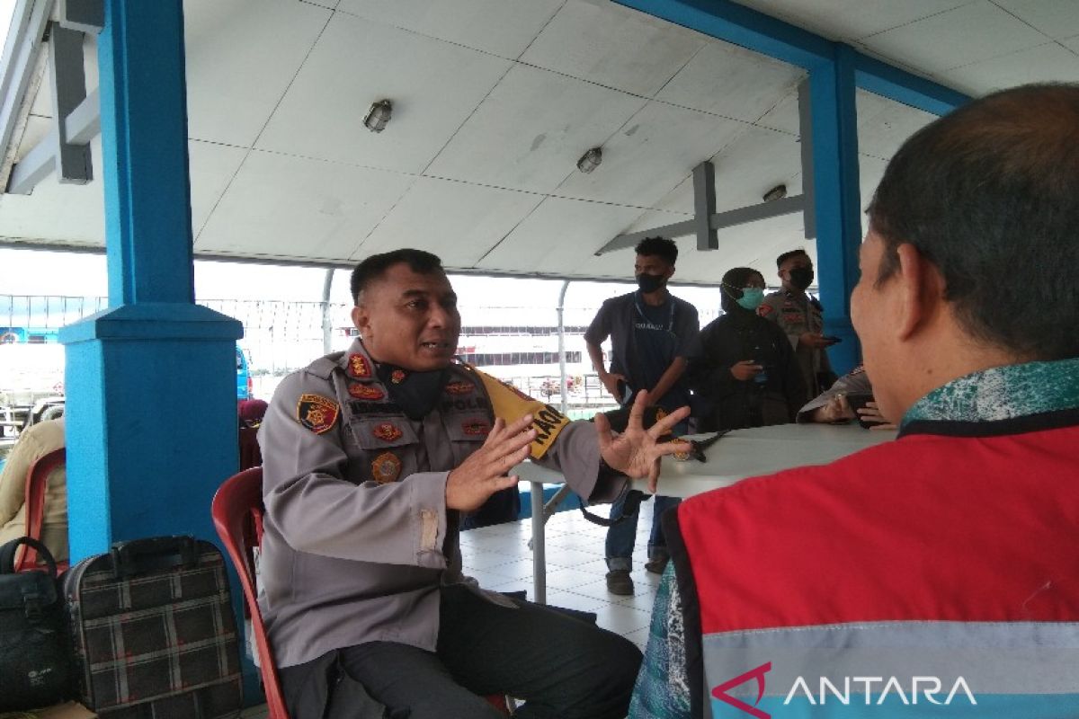Kapolresta Kendari evaluasi pengawasan prokes di Pelabuhan Nusantara