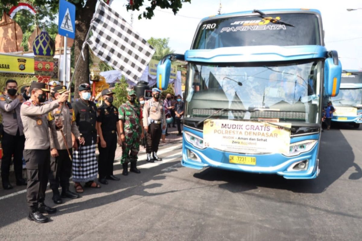 150 orang di Bali ikuti mudik gratis rute Banyuwangi-Jember