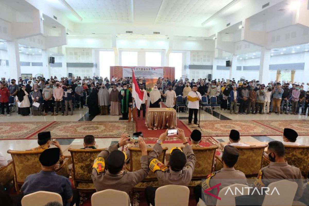 518 orang anggota NII dari sejumlah daerah di Sumbar cabut baiat di Tanah Datar