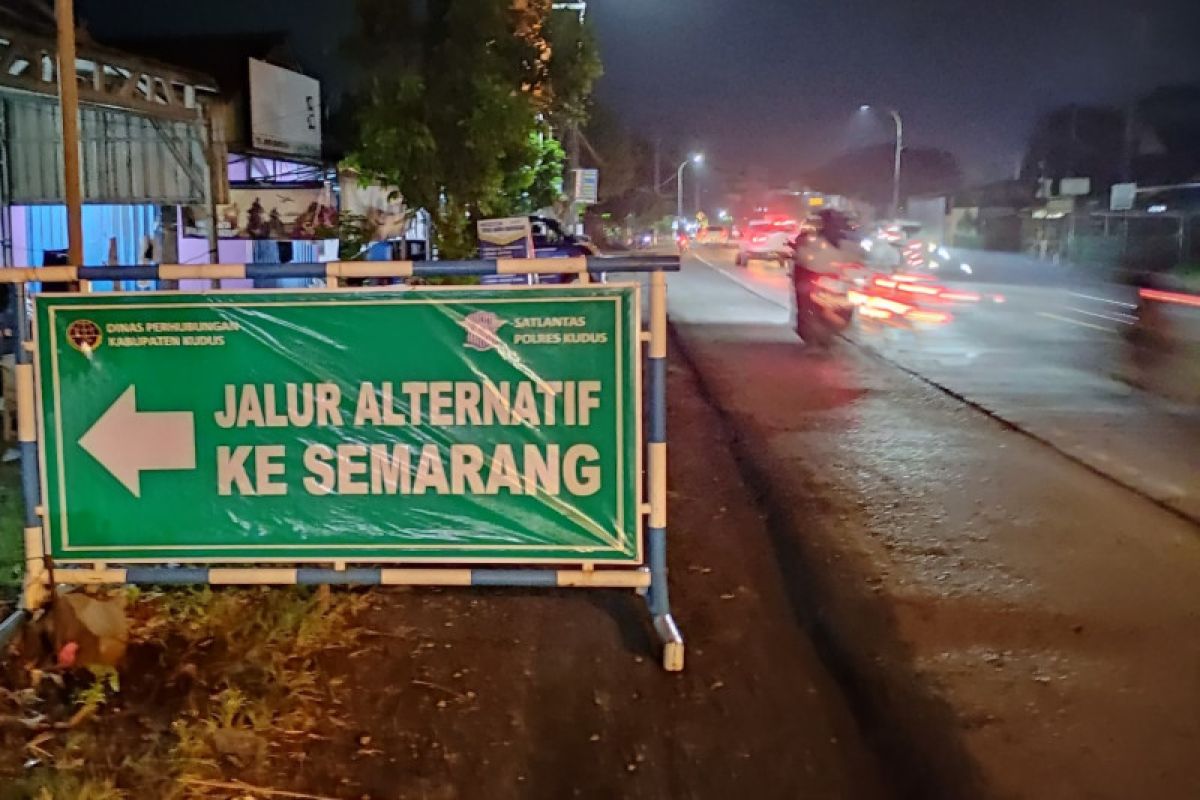 DPU Kota Semarang bentuk 10 tim pantau kondisi jalur alternatif pemudik